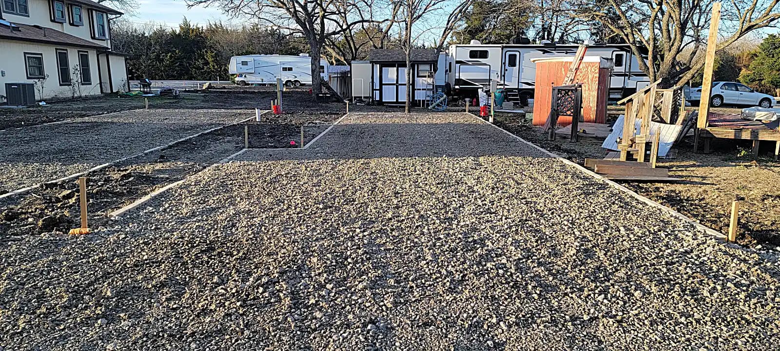 Curing concrete approaches for heavy vehicle traffic