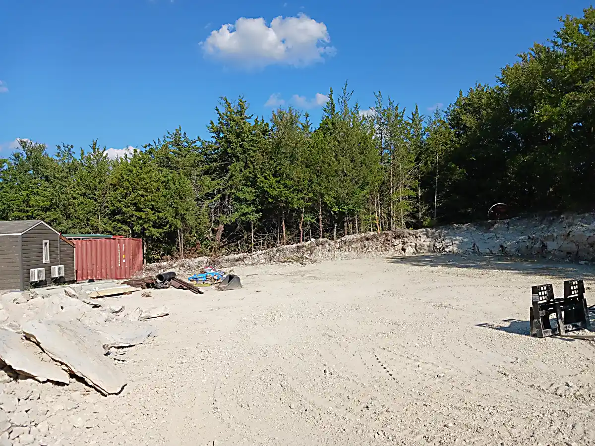 Precision graded off area after dirt removal