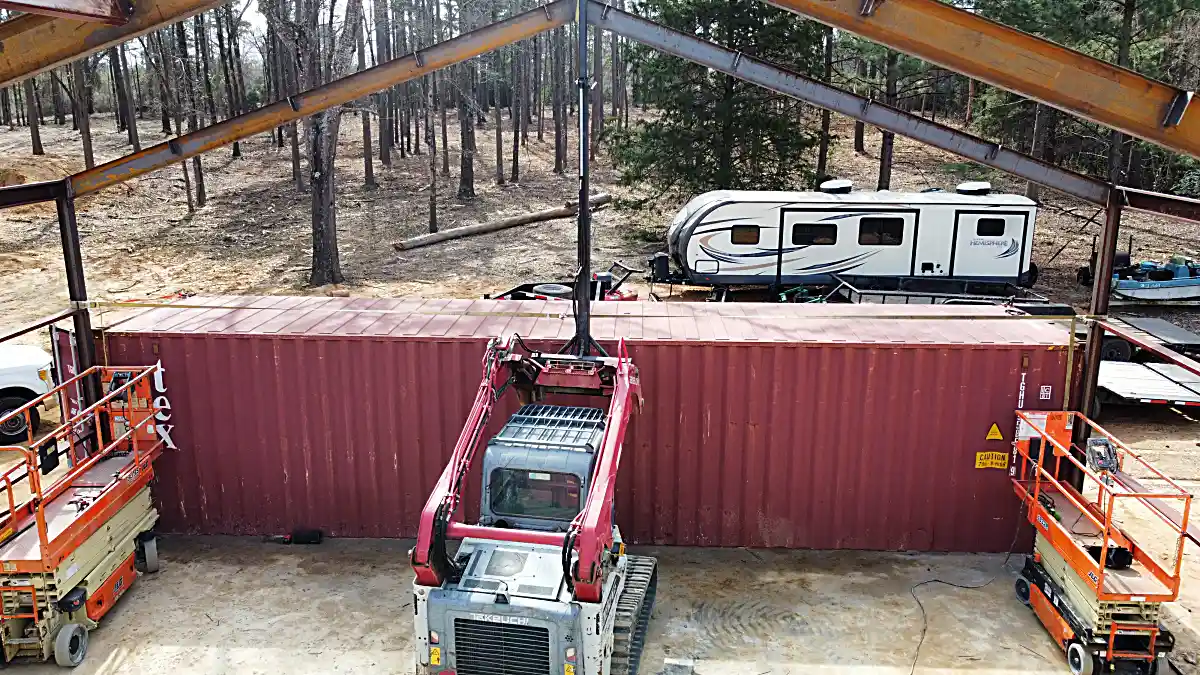 Complete metal building 40x60 view