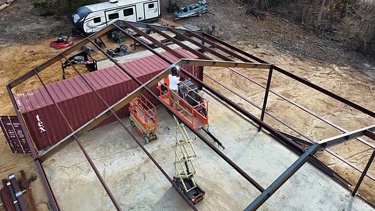 Complete metal building 40x60 view