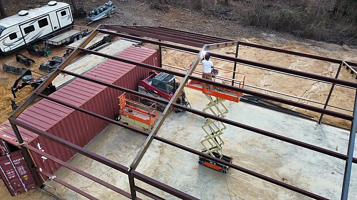 Complete metal building 40x60 view