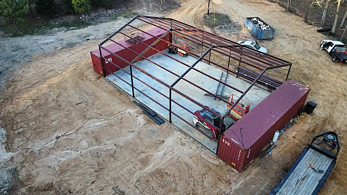 Complete metal building 40x60 view